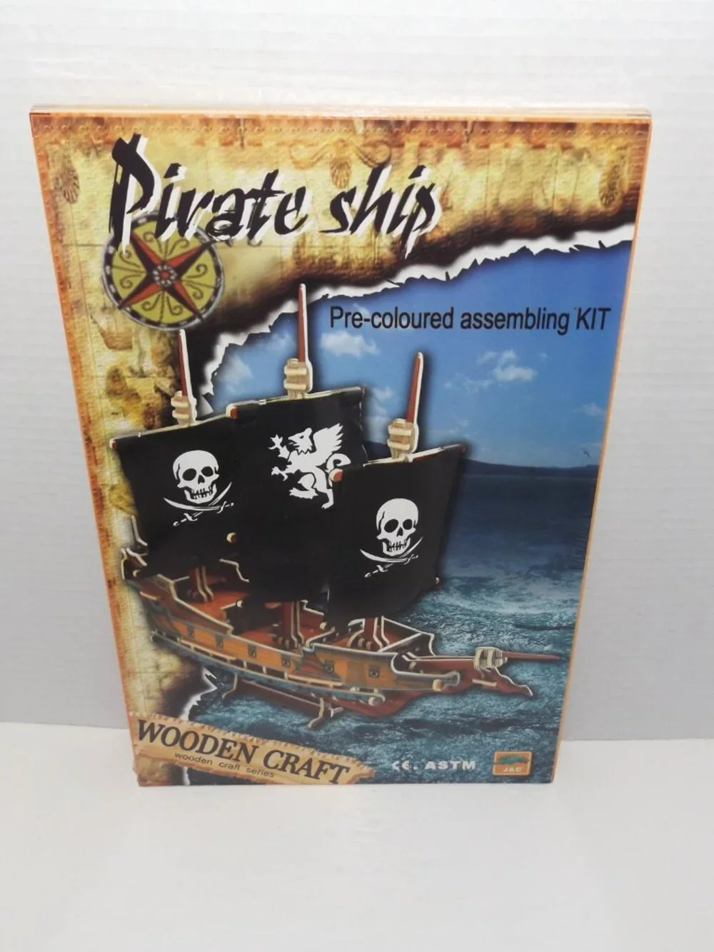 2007 Pirates On The High Seas Book And Ship Set Open Box Complete